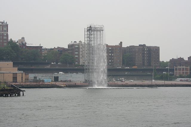 Between piers 4 and 5 in Brooklyn, in view of the Brooklyn Heights Promenade.